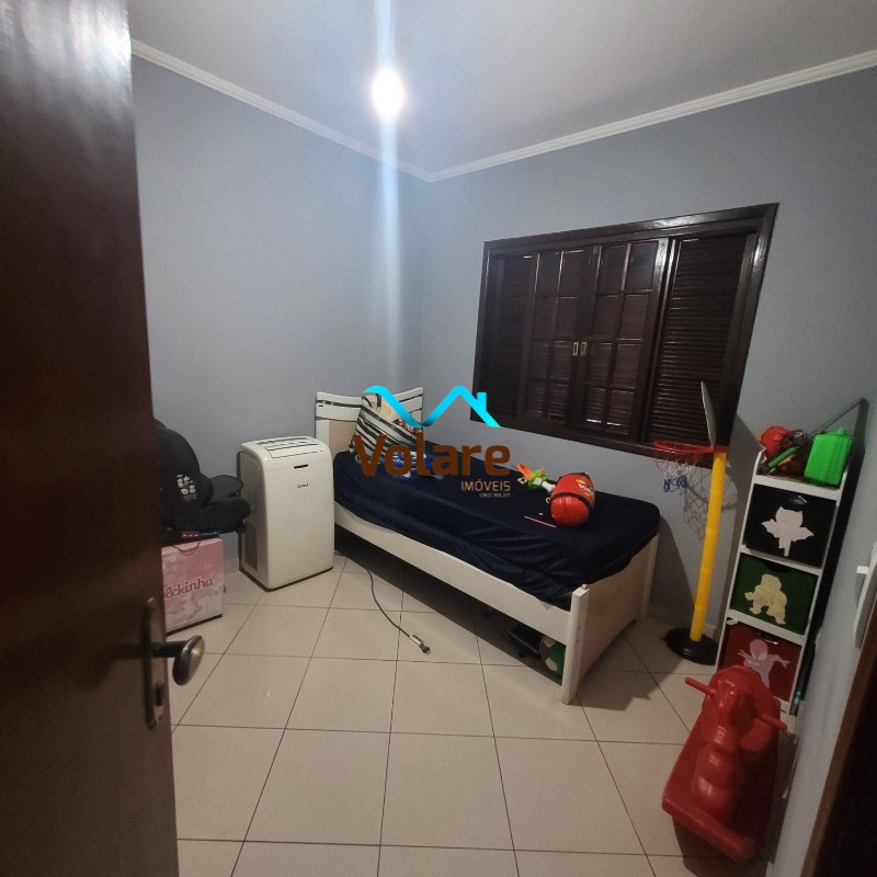 Casa à venda com 3 quartos, 340m² - Foto 10