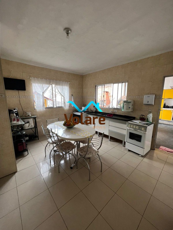 Casa à venda com 3 quartos, 251m² - Foto 4