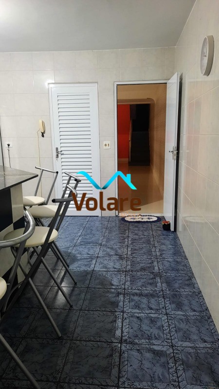 Casa à venda com 3 quartos, 350m² - Foto 11