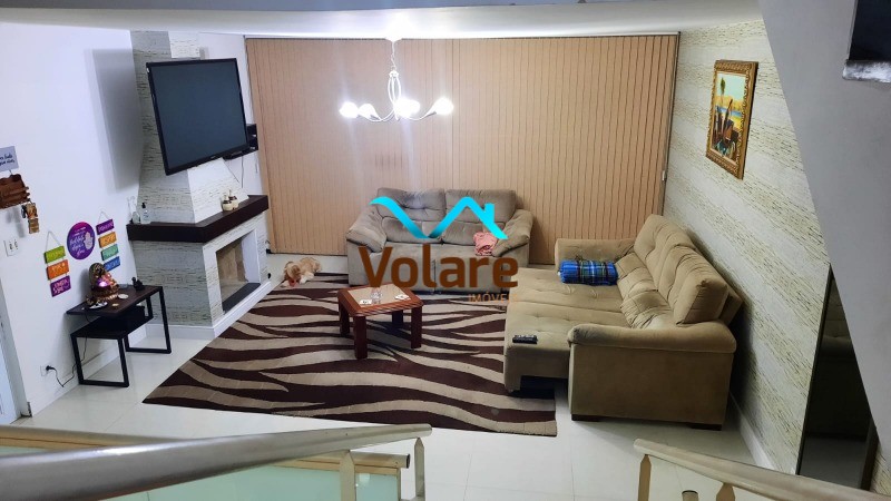 Casa à venda com 3 quartos, 350m² - Foto 1