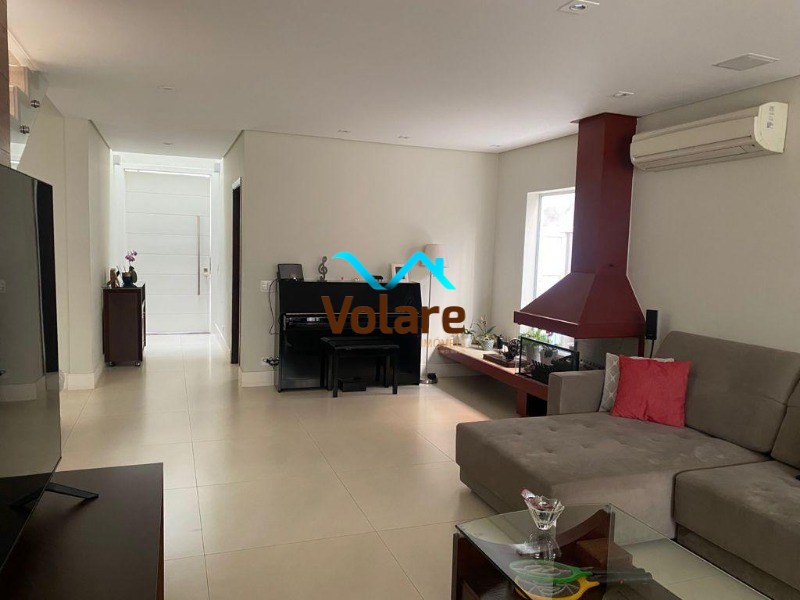 Casa de Condomínio à venda com 4 quartos, 360m² - Foto 3