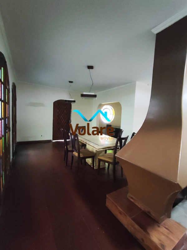 Casa à venda e aluguel com 5 quartos, 500m² - Foto 3