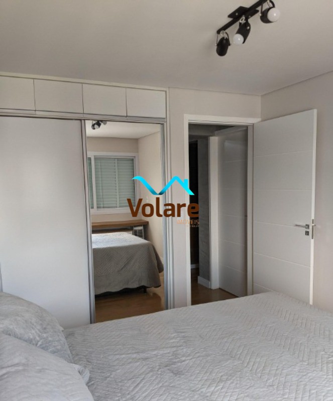 Apartamento à venda com 2 quartos, 64m² - Foto 11