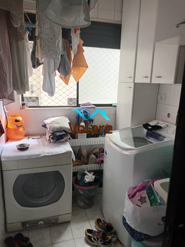 Apartamento à venda com 2 quartos, 75m² - Foto 17