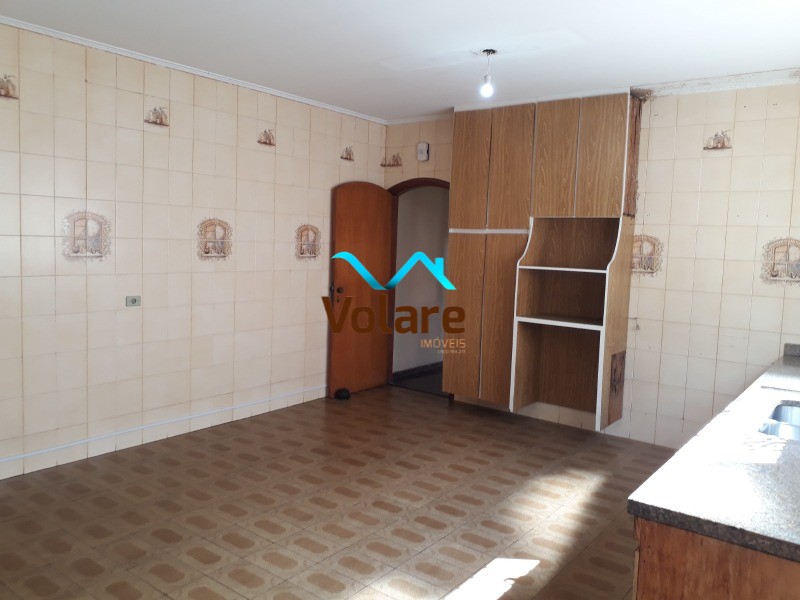 Casa à venda com 3 quartos, 270m² - Foto 7