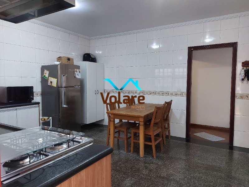 Casa à venda com 5 quartos, 302m² - Foto 45