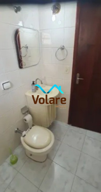 Casa à venda com 2 quartos, 80m² - Foto 4