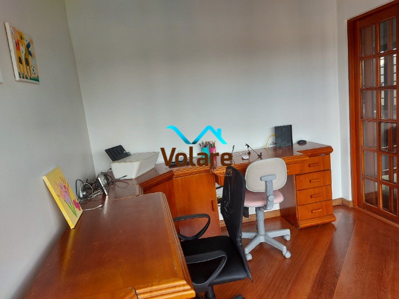 Casa à venda com 5 quartos, 302m² - Foto 19