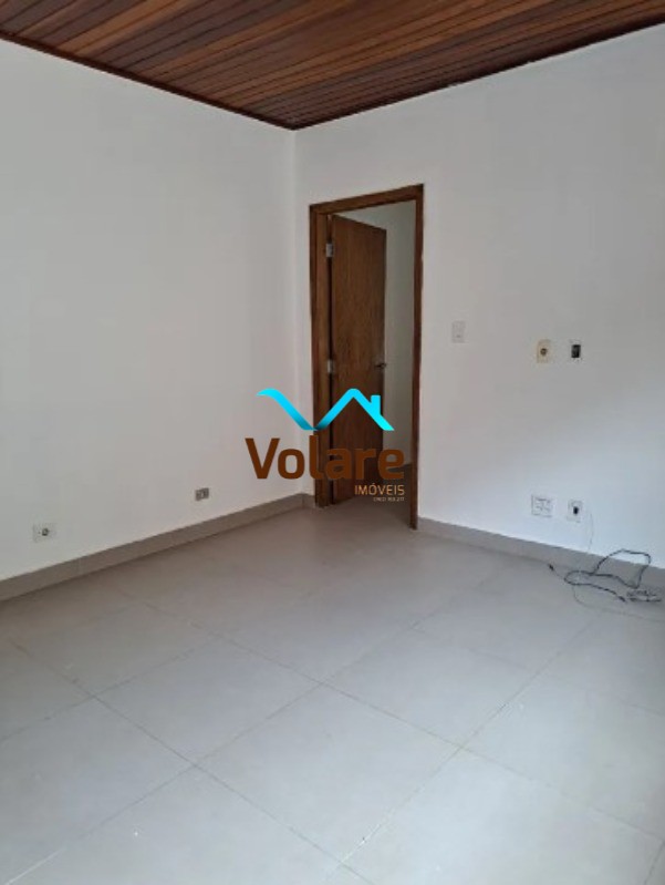 Casa à venda com 2 quartos, 120m² - Foto 9