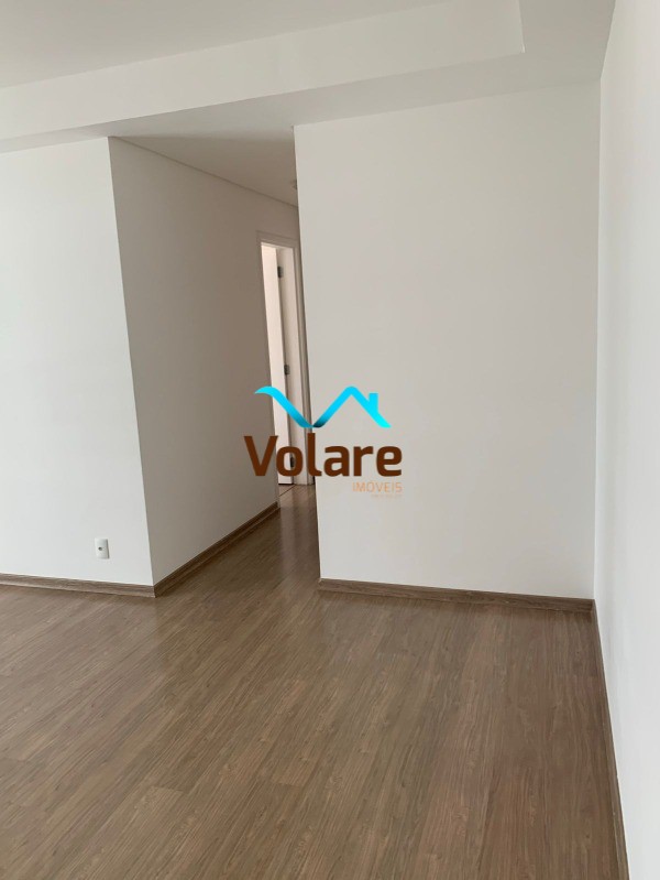 Apartamento à venda com 2 quartos, 67m² - Foto 4