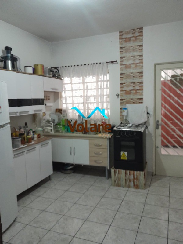 Casa à venda com 4 quartos, 300m² - Foto 8