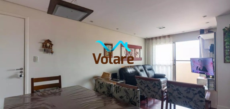 Apartamento à venda com 3 quartos, 74m² - Foto 2