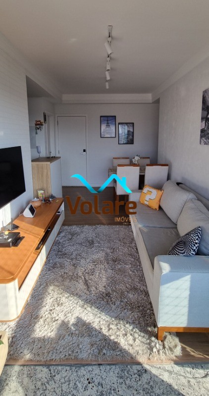 Apartamento à venda com 2 quartos, 61m² - Foto 2