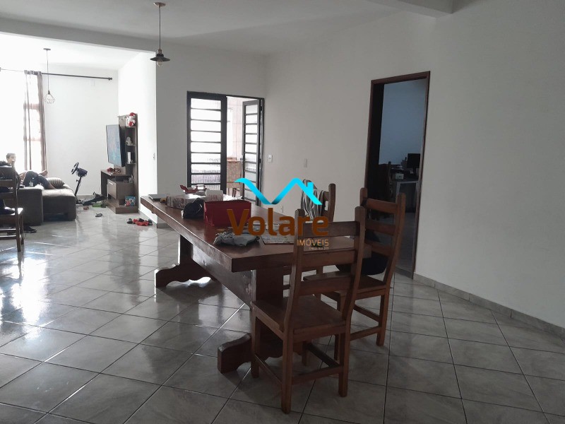 Casa à venda com 4 quartos, 300m² - Foto 7