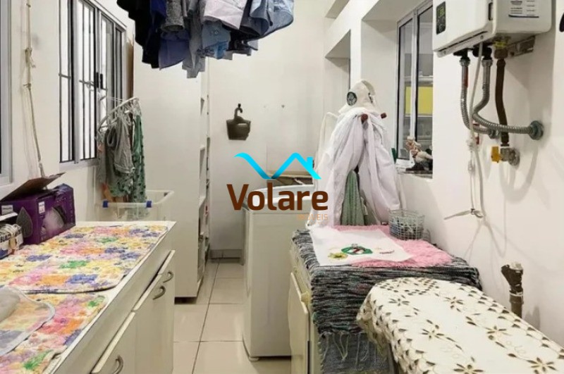 Casa à venda e aluguel com 8 quartos, 600m² - Foto 16