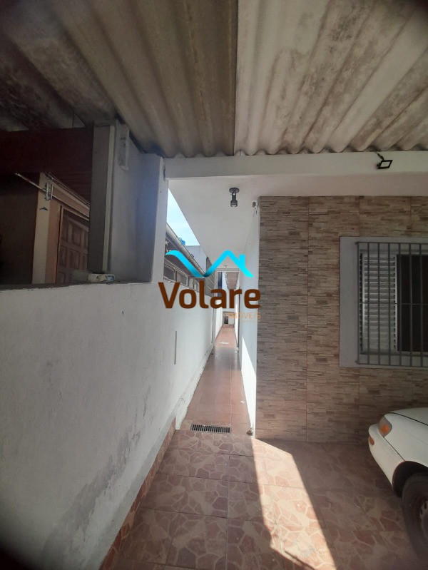 Casa à venda com 2 quartos, 120m² - Foto 2