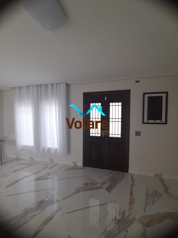 Casa à venda com 3 quartos, 178m² - Foto 2