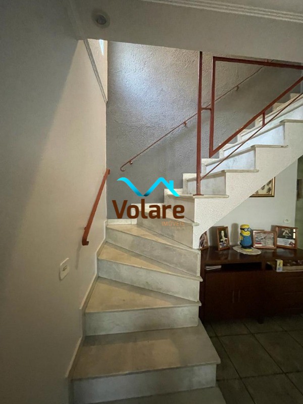 Casa à venda com 5 quartos, 264m² - Foto 12