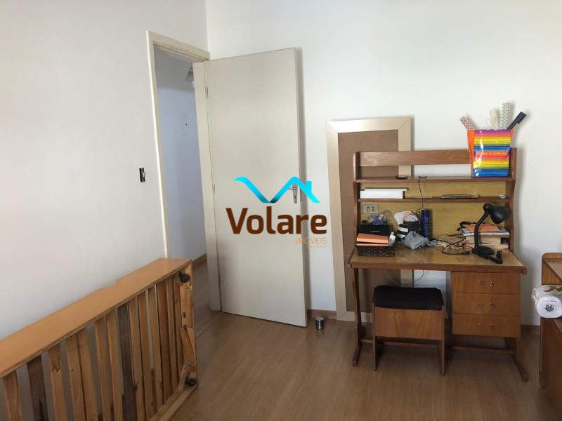 Casa à venda com 6 quartos, 300m² - Foto 24