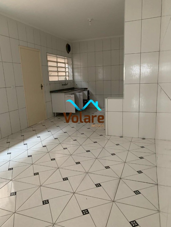 Casa à venda com 3 quartos, 160m² - Foto 4