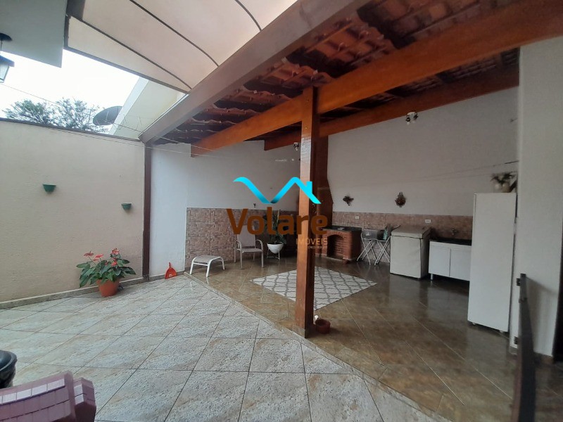 Casa à venda com 3 quartos, 213m² - Foto 13