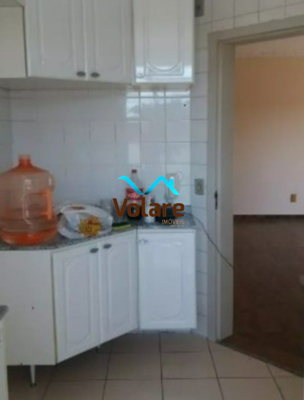 Apartamento à venda com 2 quartos, 60m² - Foto 2