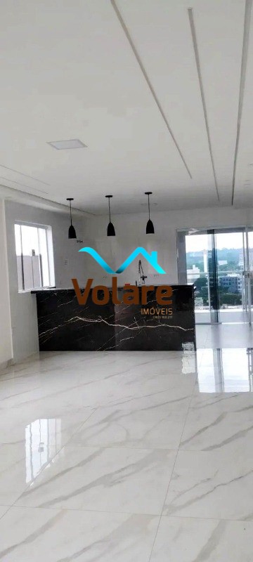 Casa à venda com 3 quartos, 170m² - Foto 1