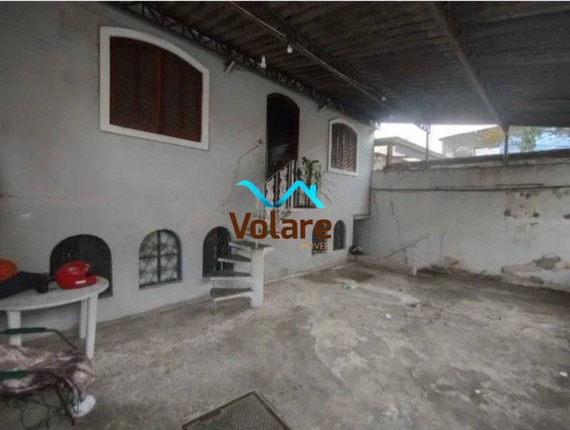 Casa à venda com 6 quartos, 160m² - Foto 16