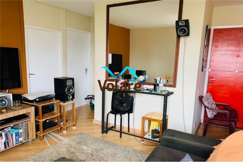 Apartamento à venda com 1 quarto, 38m² - Foto 4