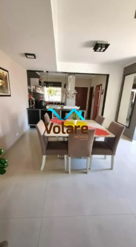 Casa à venda com 3 quartos, 169m² - Foto 3