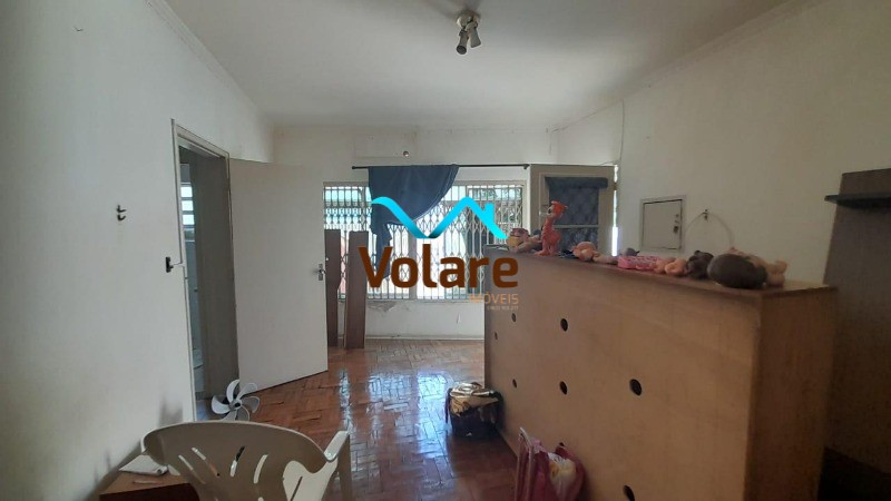 Casa à venda com 3 quartos, 217m² - Foto 4