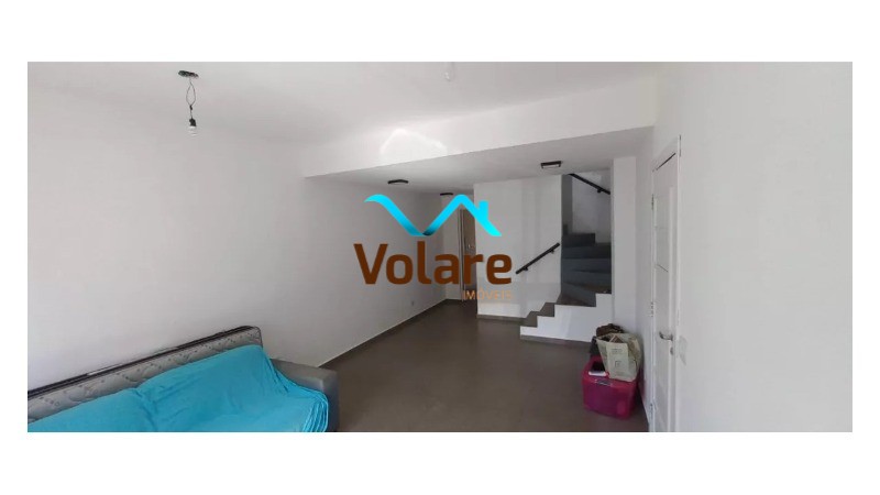 Casa à venda com 3 quartos, 132m² - Foto 2