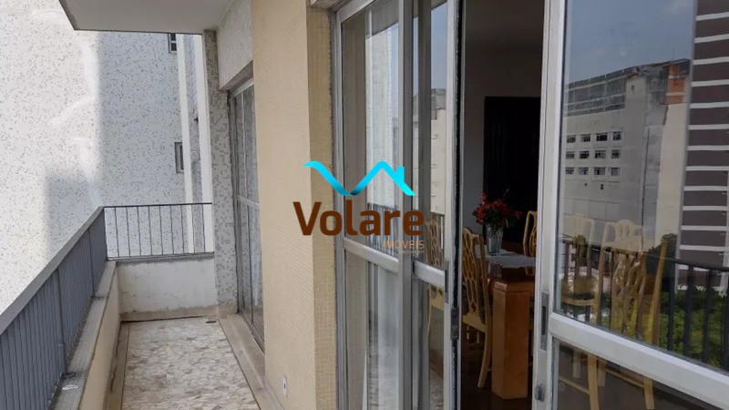 Apartamento à venda com 3 quartos, 262m² - Foto 7