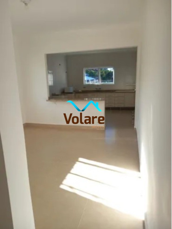 Casa à venda com 2 quartos, 218m² - Foto 4