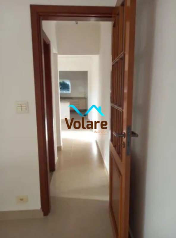 Casa à venda com 2 quartos, 218m² - Foto 5