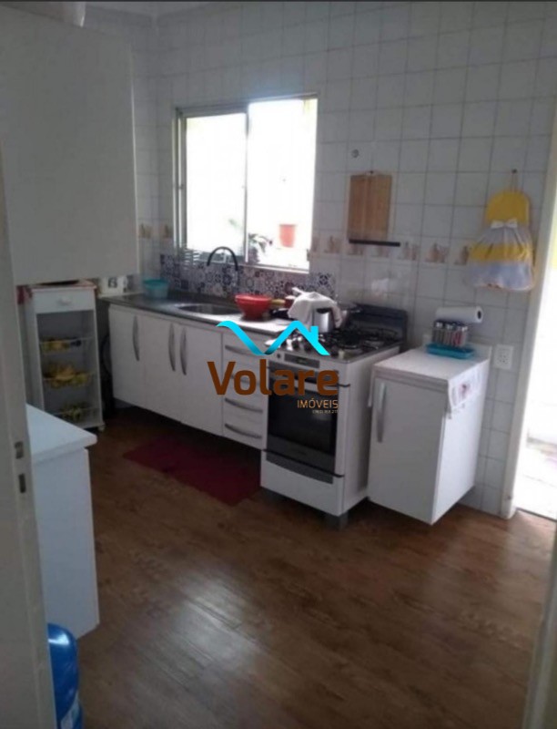 Apartamento à venda com 2 quartos, 70m² - Foto 3