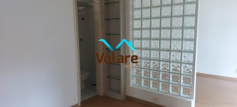 Apartamento à venda com 3 quartos, 80m² - Foto 2