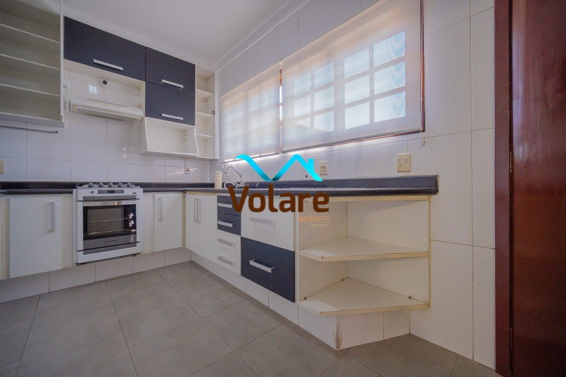 Casa à venda com 3 quartos, 385m² - Foto 17