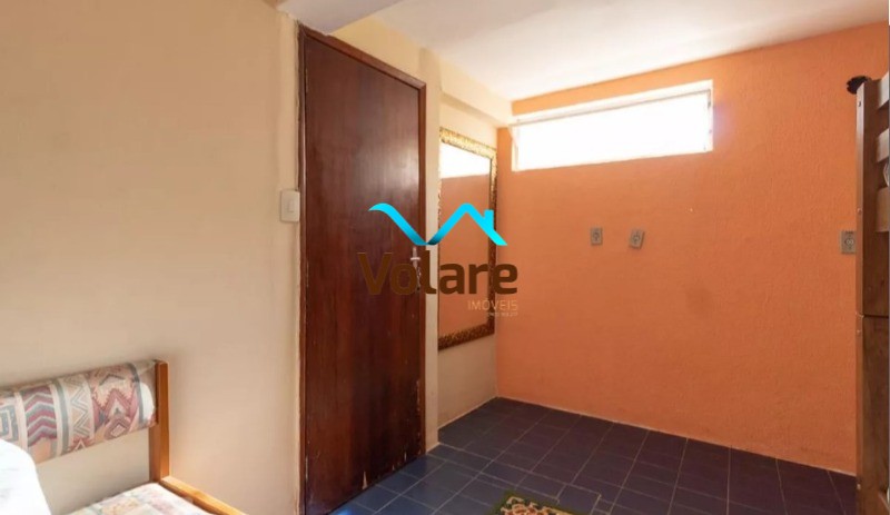 Casa à venda com 6 quartos, 250m² - Foto 42