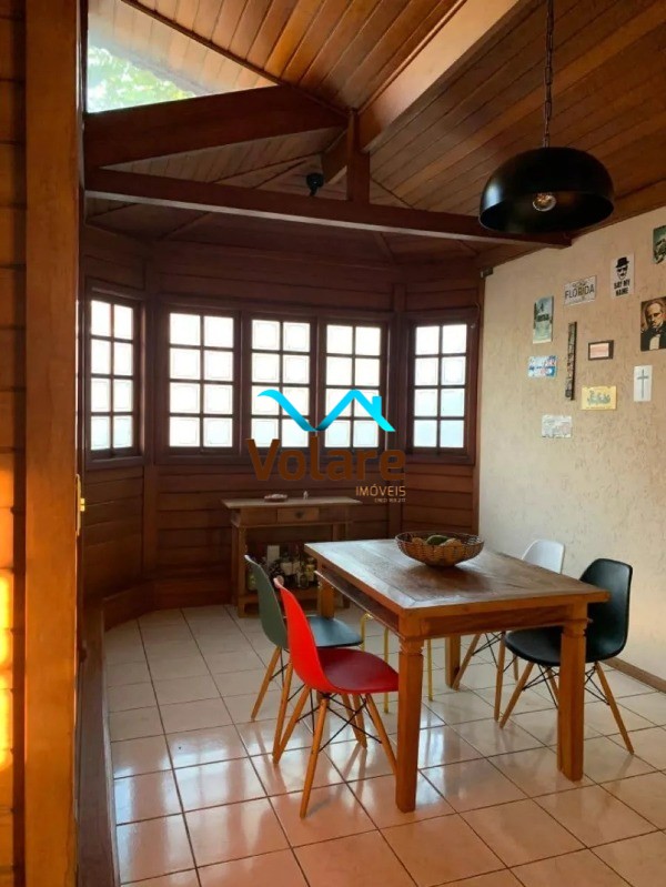 Casa de Condomínio à venda com 4 quartos, 250m² - Foto 11