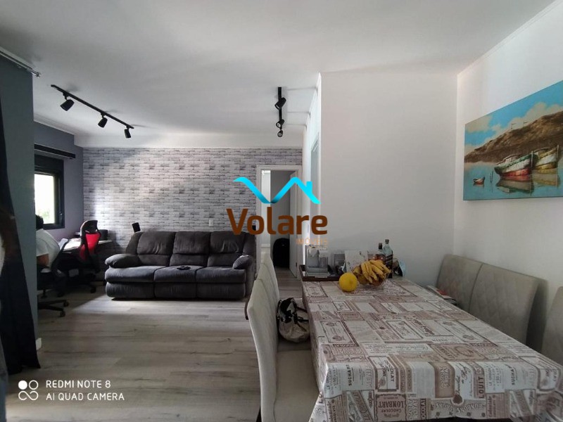 Apartamento à venda com 2 quartos, 62m² - Foto 4