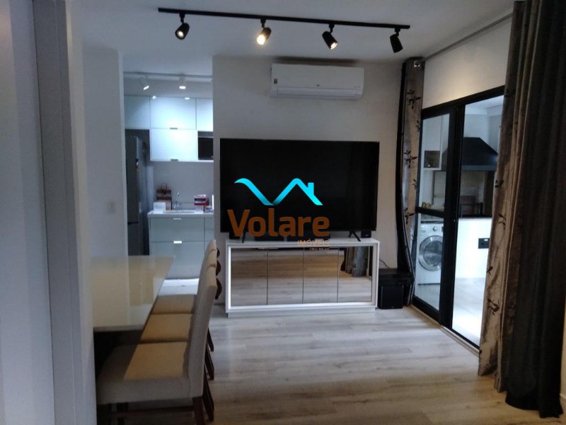 Apartamento à venda com 2 quartos, 62m² - Foto 1