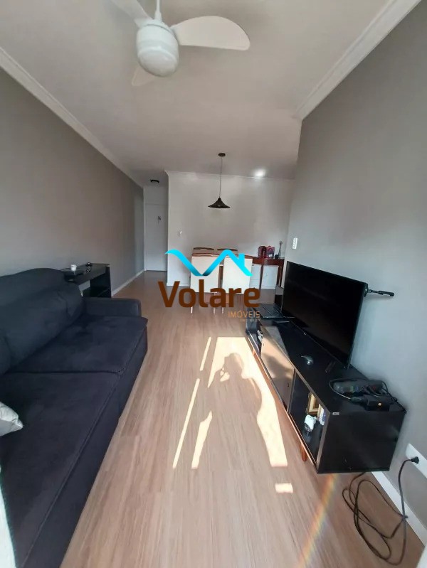 Apartamento à venda com 3 quartos, 70m² - Foto 2