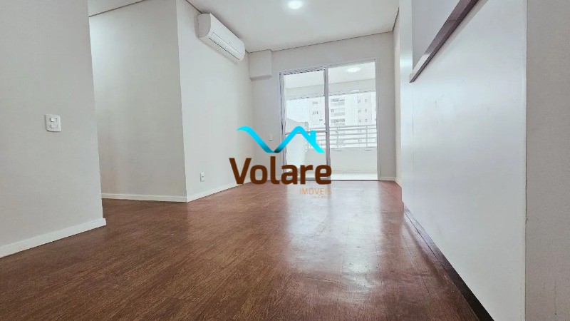 Apartamento à venda com 3 quartos, 81m² - Foto 1