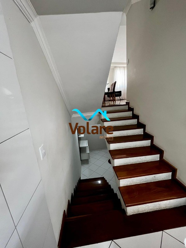 Casa à venda com 3 quartos, 212m² - Foto 6