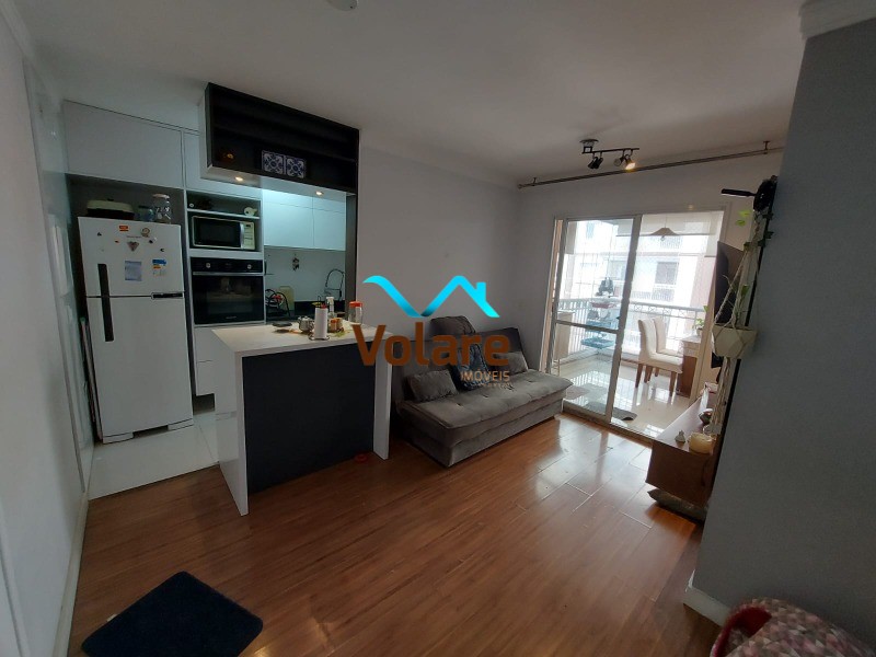 Apartamento à venda com 3 quartos, 74m² - Foto 2