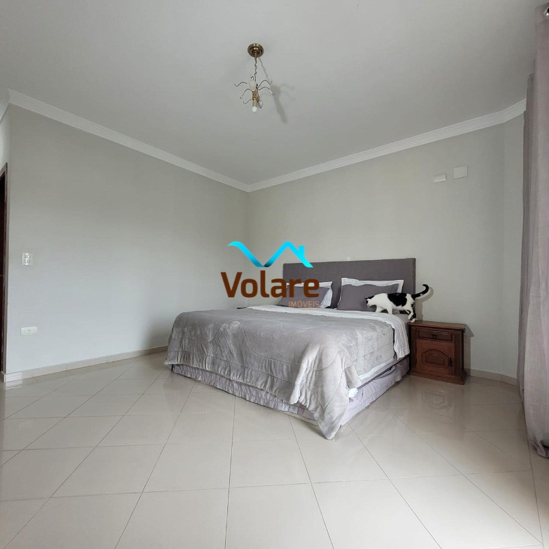 Casa à venda com 5 quartos, 270m² - Foto 6