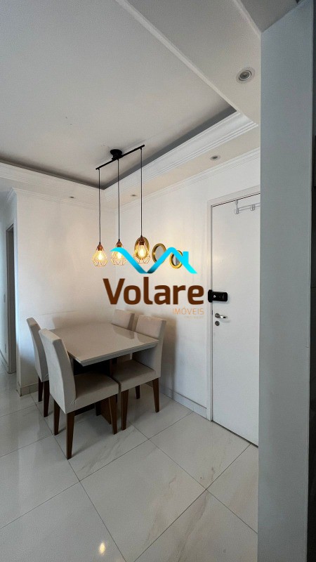 Apartamento à venda com 2 quartos, 62m² - Foto 4