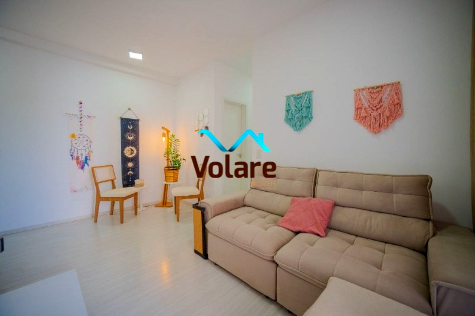 Apartamento à venda com 2 quartos, 53m² - Foto 1