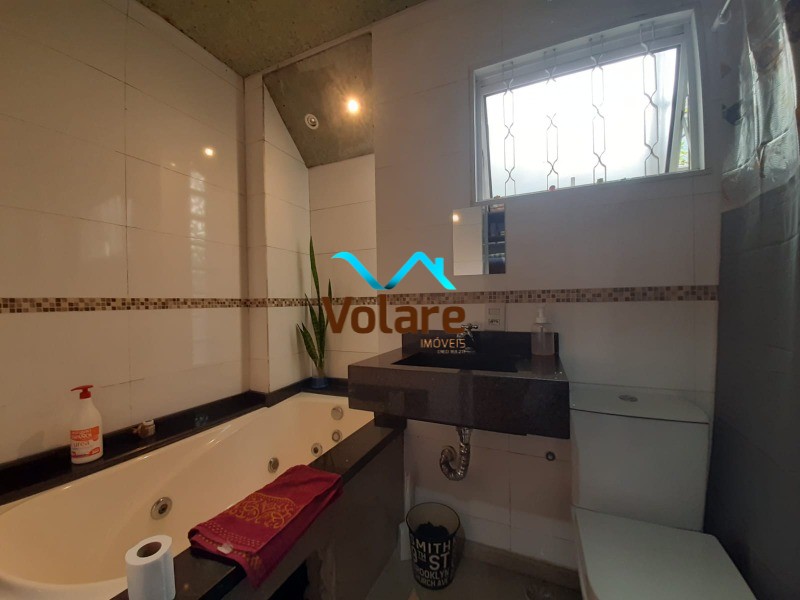 Casa à venda com 2 quartos, 55m² - Foto 12